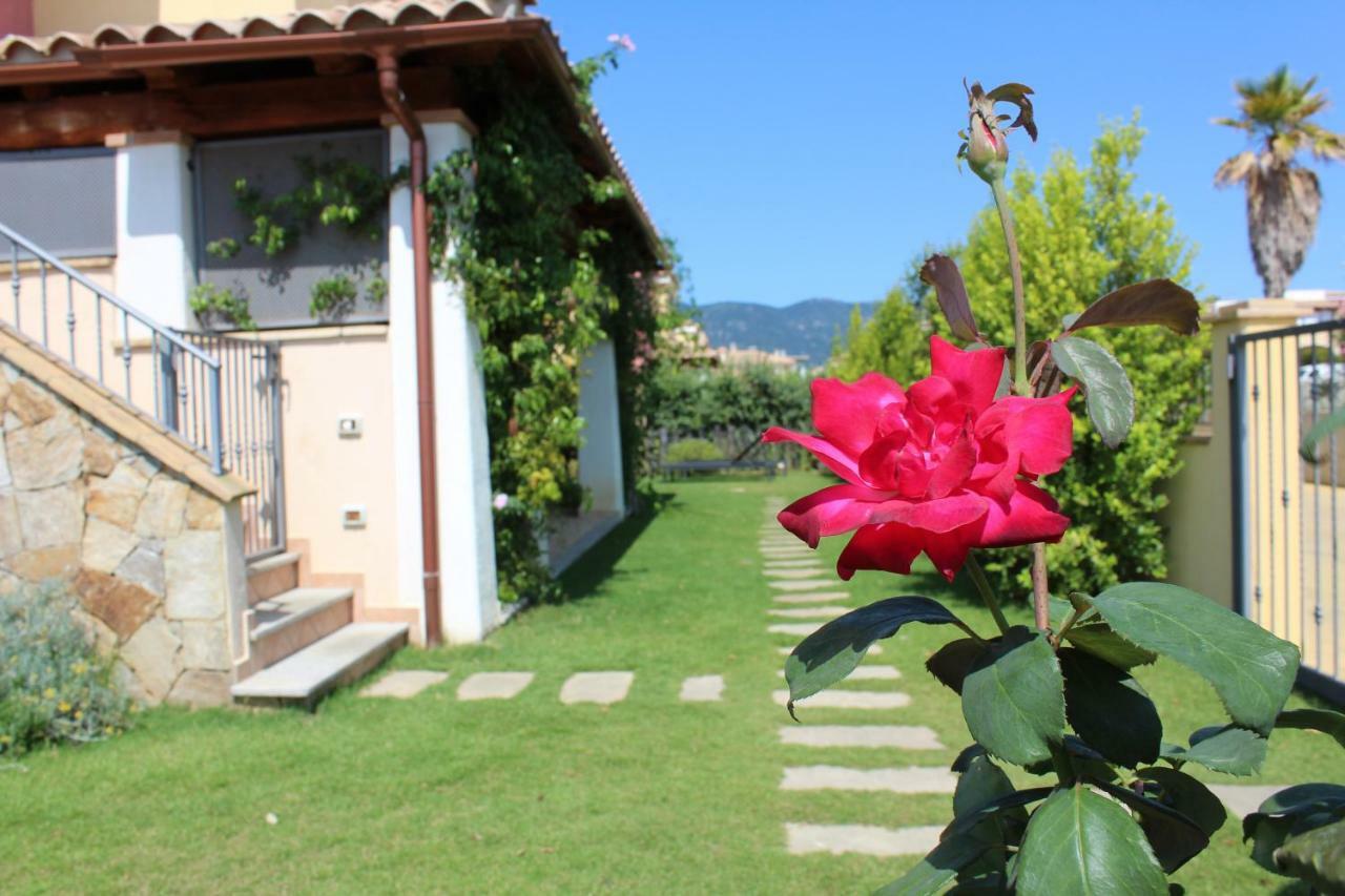 Acquachiara Rooms Villasimius Exterior foto